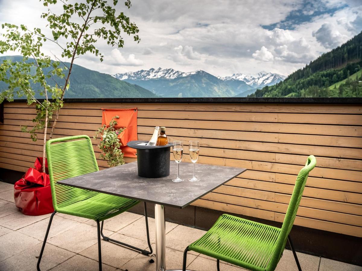 Der Sonnberg Alpinlodges - Apartments Mit Seeblick, Privater Sauna Und Self Check-In Zell am See Extérieur photo