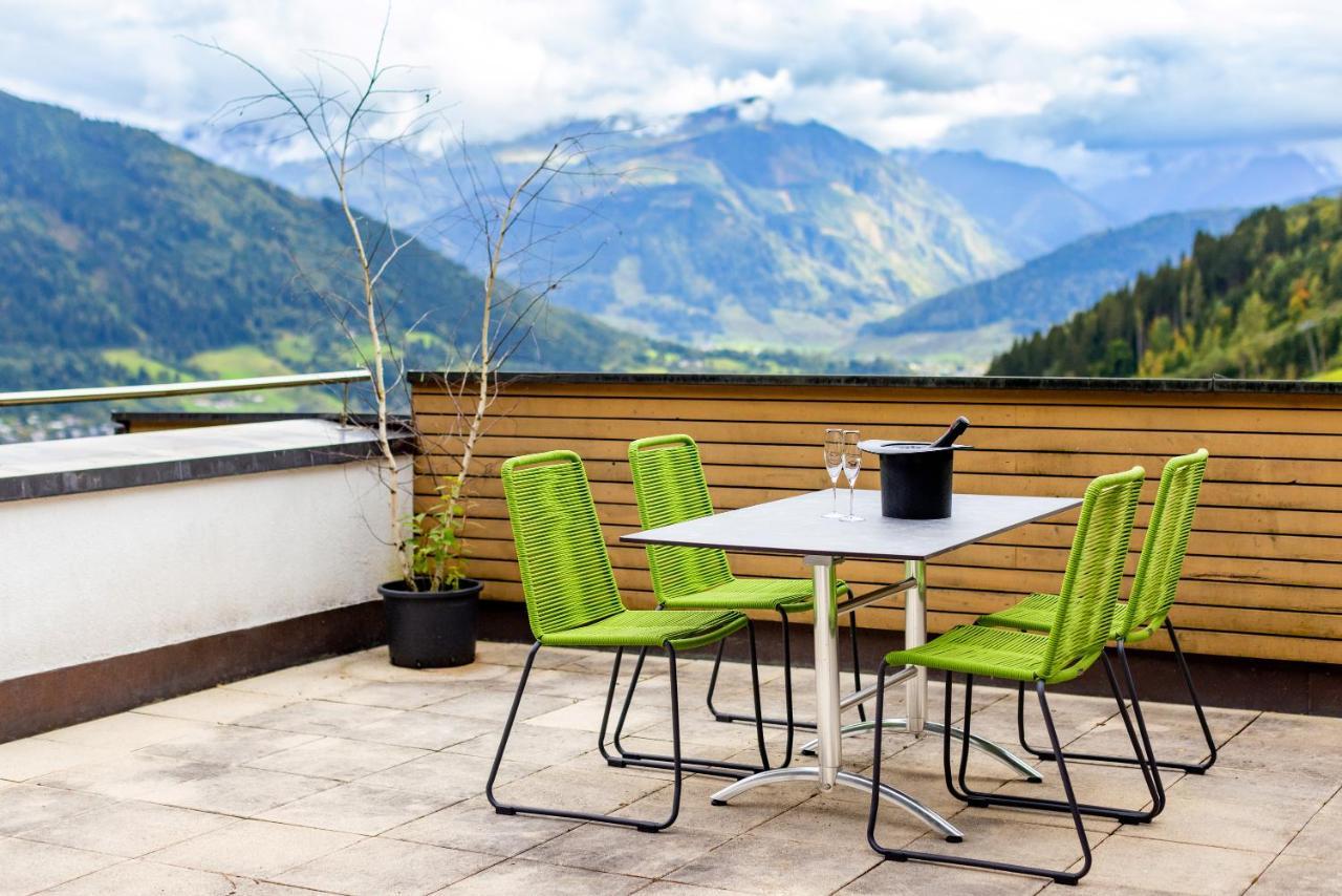 Der Sonnberg Alpinlodges - Apartments Mit Seeblick, Privater Sauna Und Self Check-In Zell am See Extérieur photo