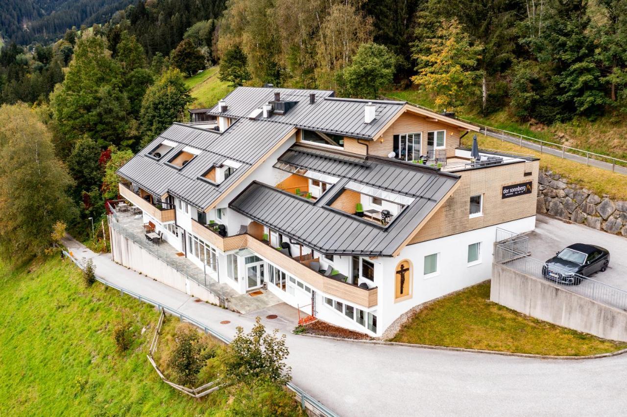 Der Sonnberg Alpinlodges - Apartments Mit Seeblick, Privater Sauna Und Self Check-In Zell am See Extérieur photo