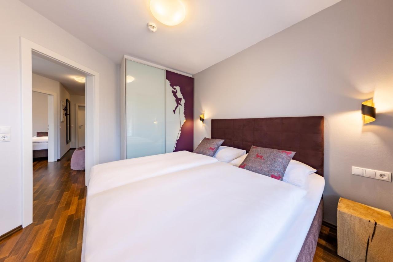Der Sonnberg Alpinlodges - Apartments Mit Seeblick, Privater Sauna Und Self Check-In Zell am See Extérieur photo