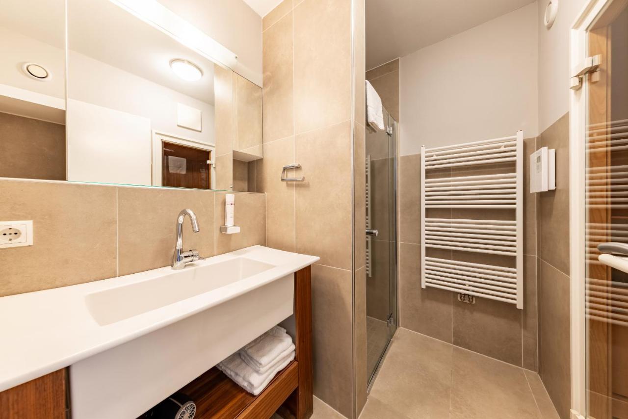 Der Sonnberg Alpinlodges - Apartments Mit Seeblick, Privater Sauna Und Self Check-In Zell am See Extérieur photo