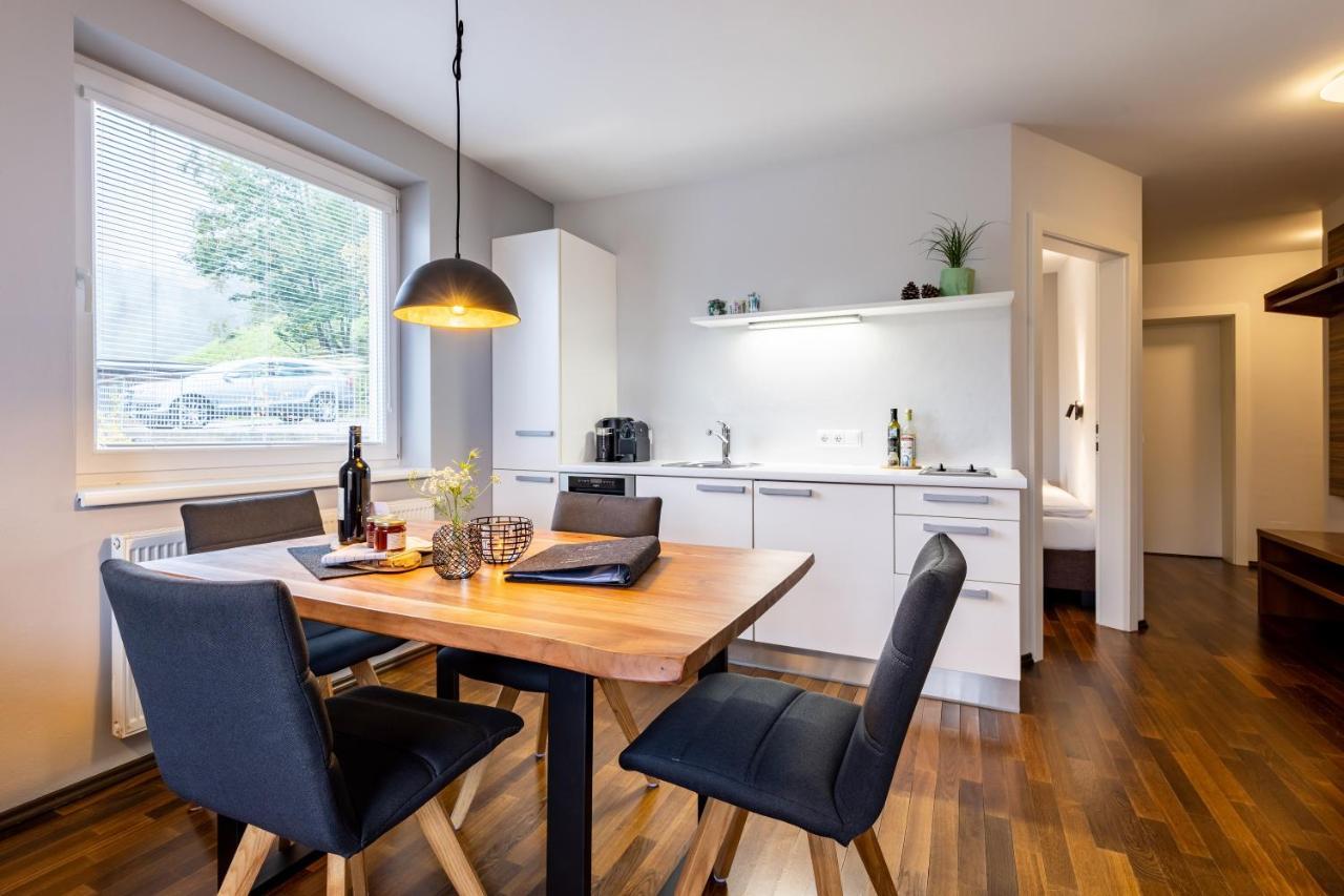 Der Sonnberg Alpinlodges - Apartments Mit Seeblick, Privater Sauna Und Self Check-In Zell am See Extérieur photo
